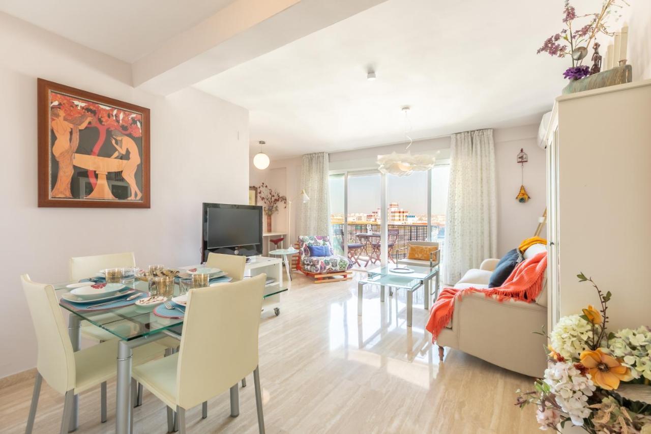Apartment Apartamento Desde El Cielo De Triana Seville